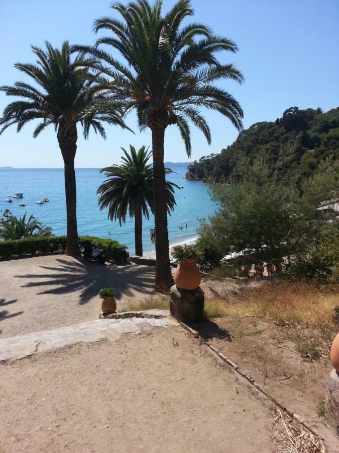 Villa Adriandre Le Le Rayol-Canadel-sur-Mer Exterior foto